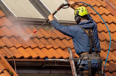 Démoussage et hydrofuge de toiture à Sacy